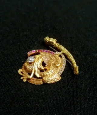 Colgante Dragón Imperial Oro 18k & Diamantes