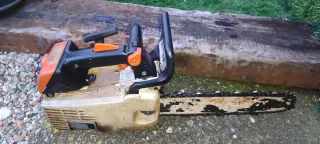 Motosierra stihl MS200T