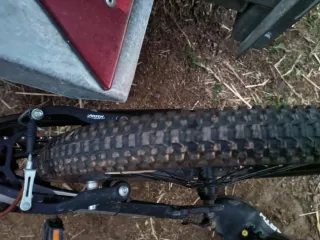 Bici Orbea Negra y Amarilla