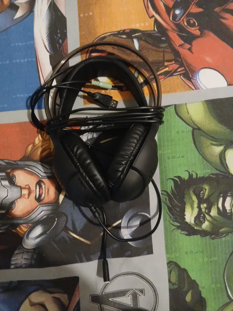 Cascos Gaming Negros con microfono