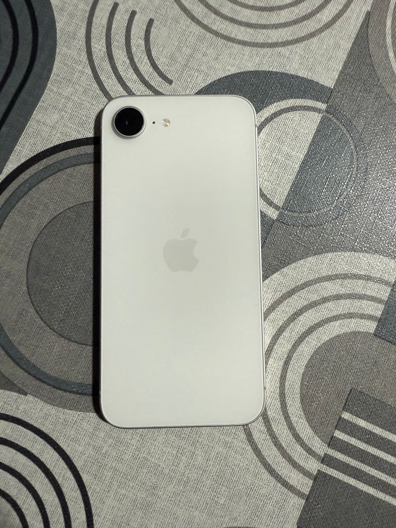 iPhone 16e Blanco
