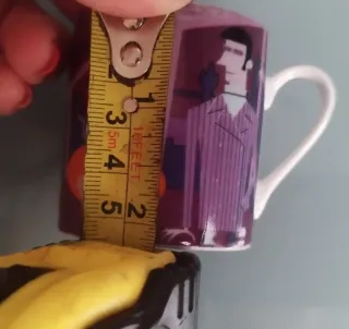 Divertidas tazas de cerámica con diseño artístico