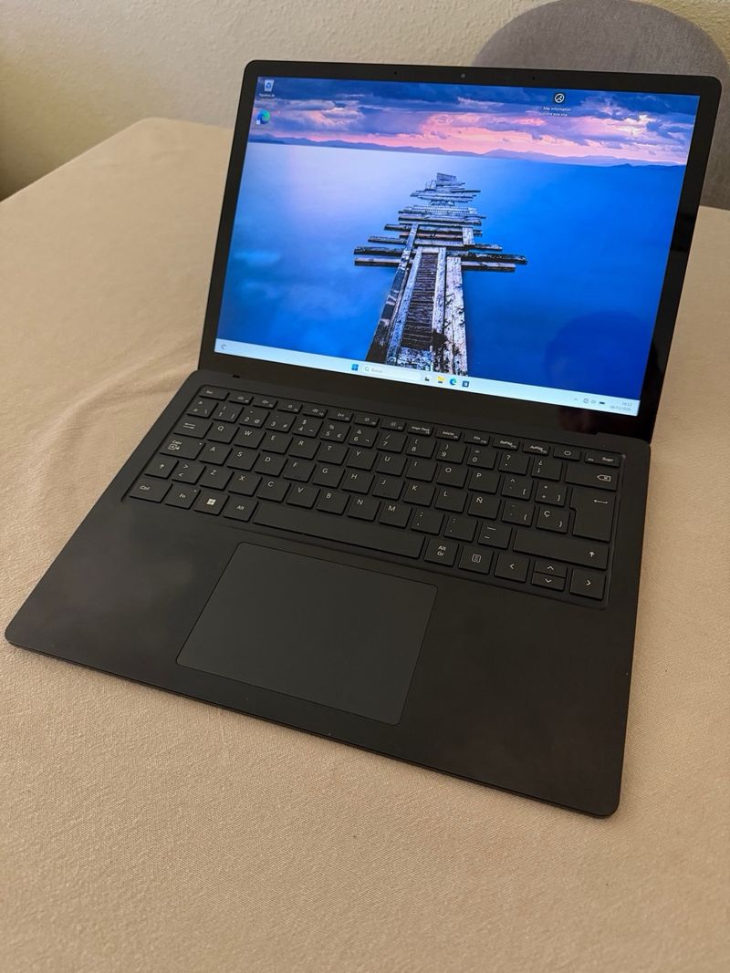 Microsoft Laptop 3 Negro afbeelding 2