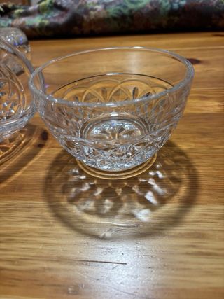 Vaso portaoggetti in vetro decorato