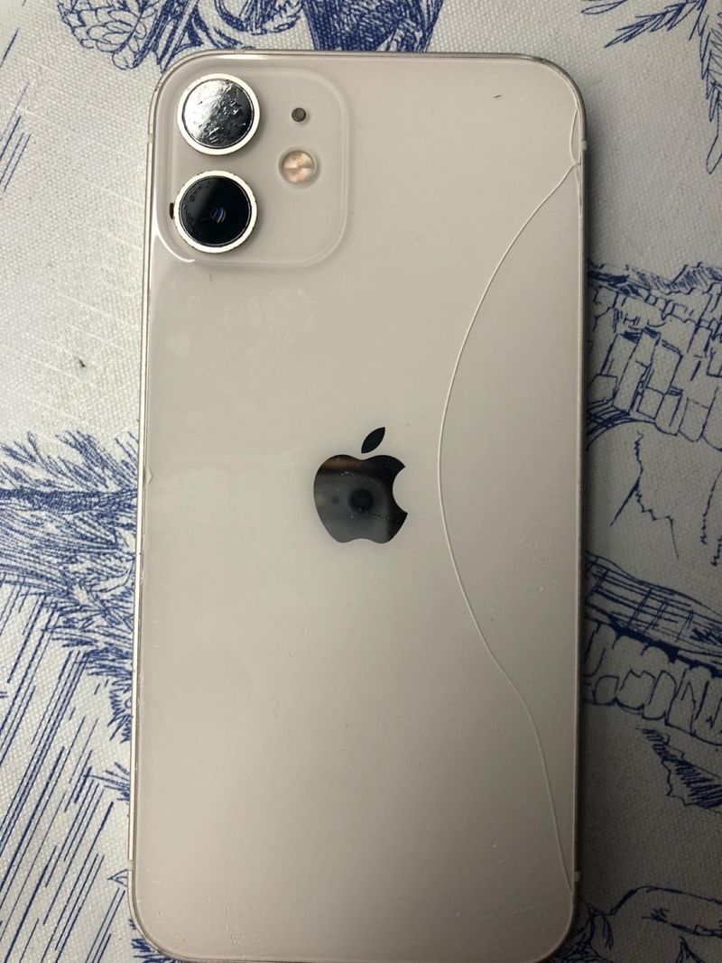 iPhone 12 mini PARA PIEZAS (No enciende / iCloud l
