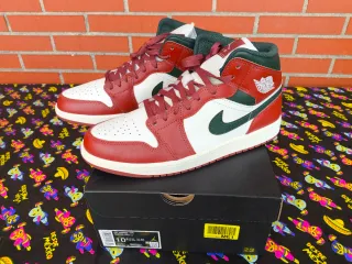 Jordan 1 Mid Talla 44.5 Eur