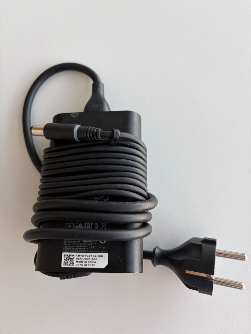 Cargador Dell 65W