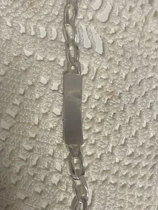 Esclava de plata con placa