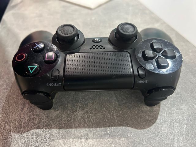 Consola PS4 Slim Negra
