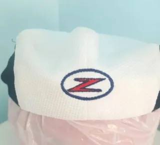 Gorra estilo parpusa blanca y negra