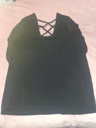 Camiseta Only manga larga con escote cruzado