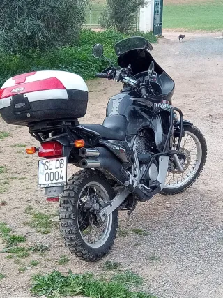 Honda Transalp 600 Negra 98000 kilómetros