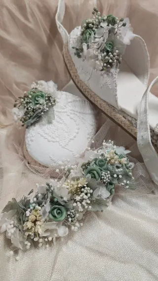 Diadema comunión flores preservadas