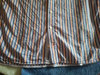 Camisa Tommy Hilfiger T L. Medidas en descripción