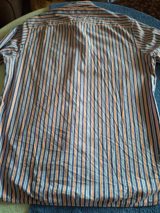 Camisa Tommy Hilfiger T L. Medidas en descripción