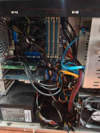 Ordenador con 3 Disco Duro 1TB