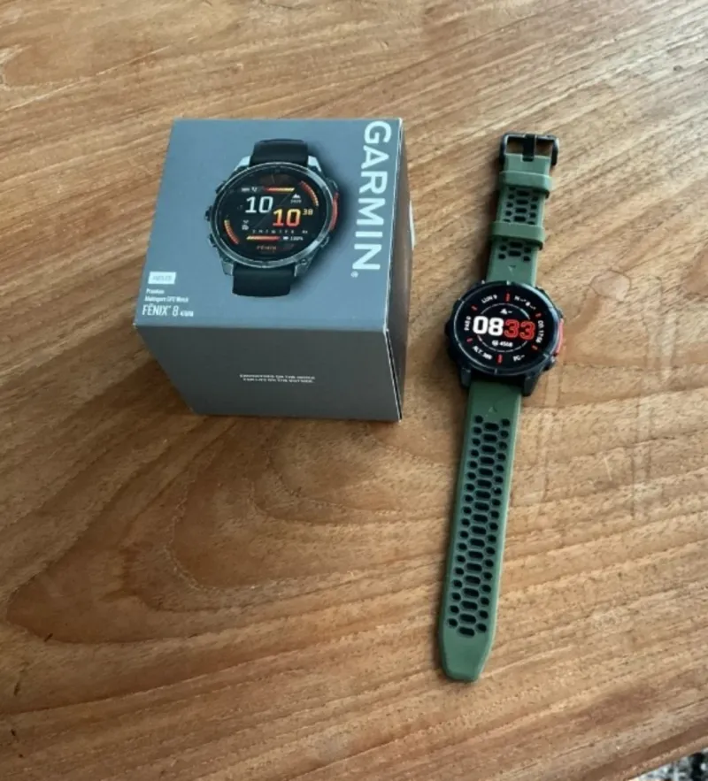 Reloj Garmin Fenix 8 51mm Negro/Verde