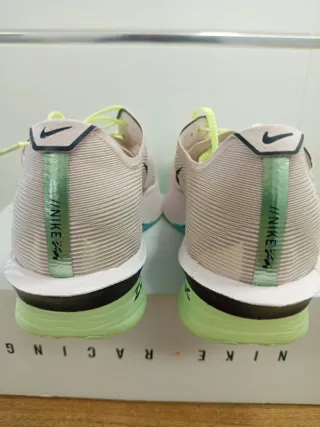 Nike ZoomX Vaporfly Next% 4 T40 42