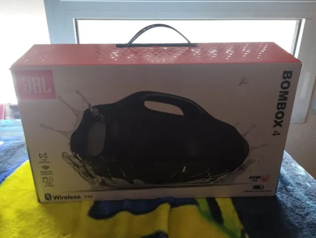 JBL Bombox 4 Réplica Negra