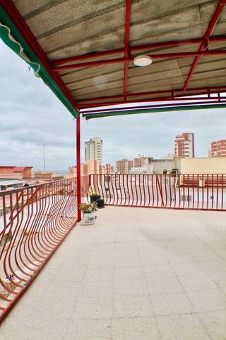 Ático en venta en Pueblo Levante en Benidorm