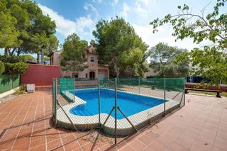 Chalet en venta en San Miguel de Salinas