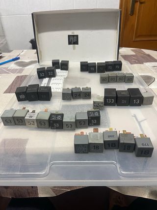 Lote Pulsadores y Relés VW Golf Mk2 Originales