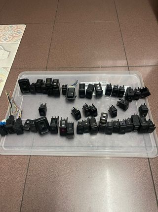 Lote Pulsadores y Relés VW Golf Mk2 Originales