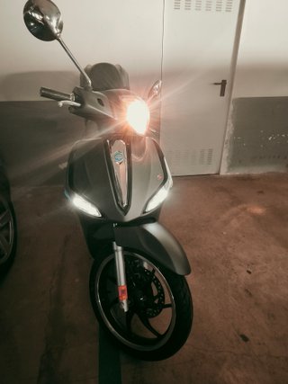 Piaggio Liberty 125cc Gris Mate