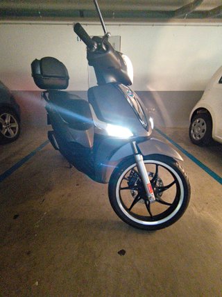 Piaggio Liberty 125cc Gris Mate