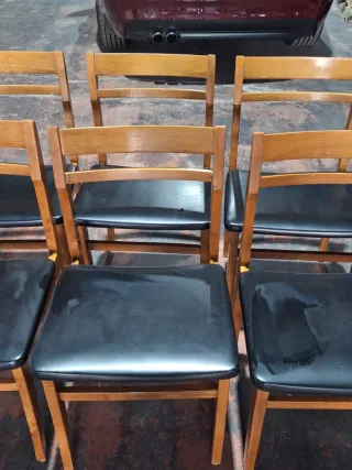 Conjunto 6 Sillas Gascón Madera y Piel Sintética