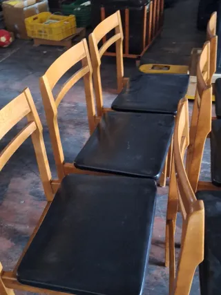 Conjunto 6 Sillas Gascón Madera y Piel Sintética