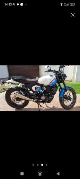 Moto 125cc Naked Blanca