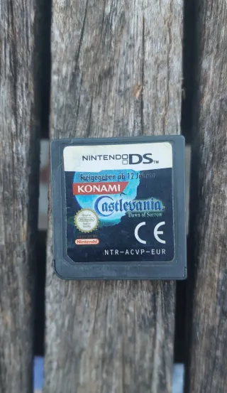 Nintendo DSi + Castlevania