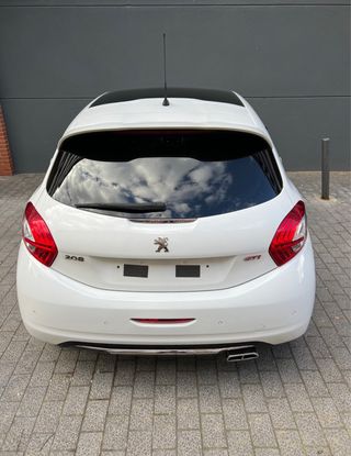 Peugeot 208 GTI 1.6 THP 200 11/13