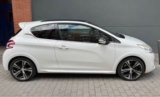 Peugeot 208 GTI 1.6 THP 200 11/13
