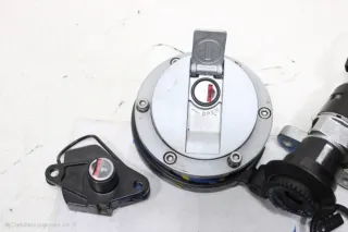 CDI-ECU, Cuadro, Llaves y Tapón Gasolina Aprilia S