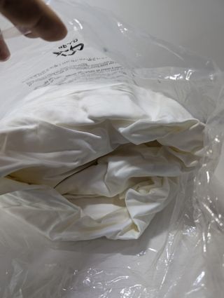 Amazon Basics Sabana Bajera Ajustable, 160 x 200 x 30 cm, 100% algodón satén 400 Hilos, Blanco