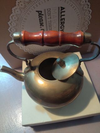 Tetera de bronce estilo indu, 17cm alto
