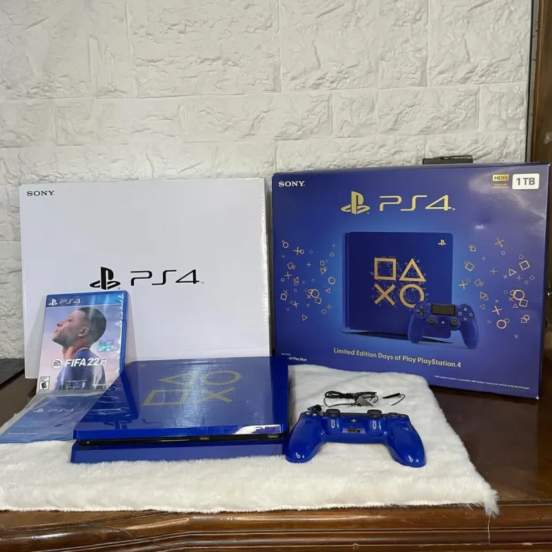 PS4 Slim Edición Limitada Days of Play