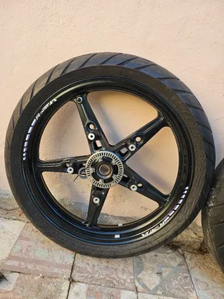 Llantas BMW R NineT GS