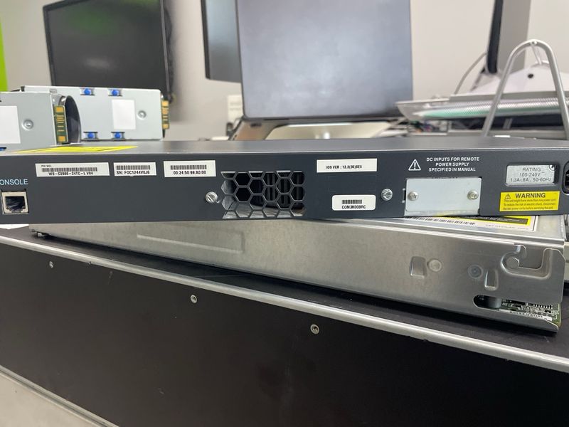 Switch Cisco Catalyst 2960 Series afbeelding 2