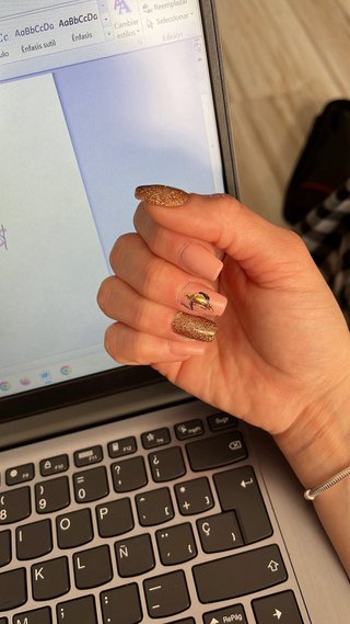 Manicura y Pedicura - Cita previa