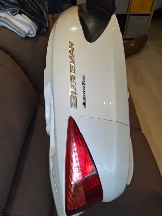 Plásticos Suzuki Burgman 125/200