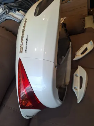 Plásticos Suzuki Burgman 125/200