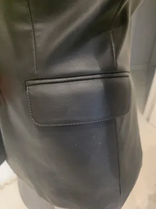 Chaqueta Polipiel Stradivarius Negra Talla M