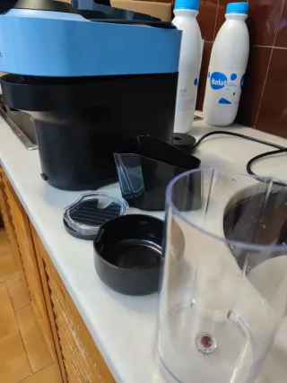 Cafetera Nespresso Azul 72 euros en Amazon