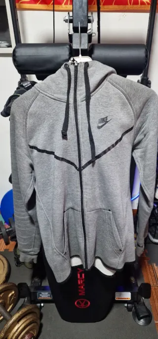 Sudadera Nike Gris con Cremallera