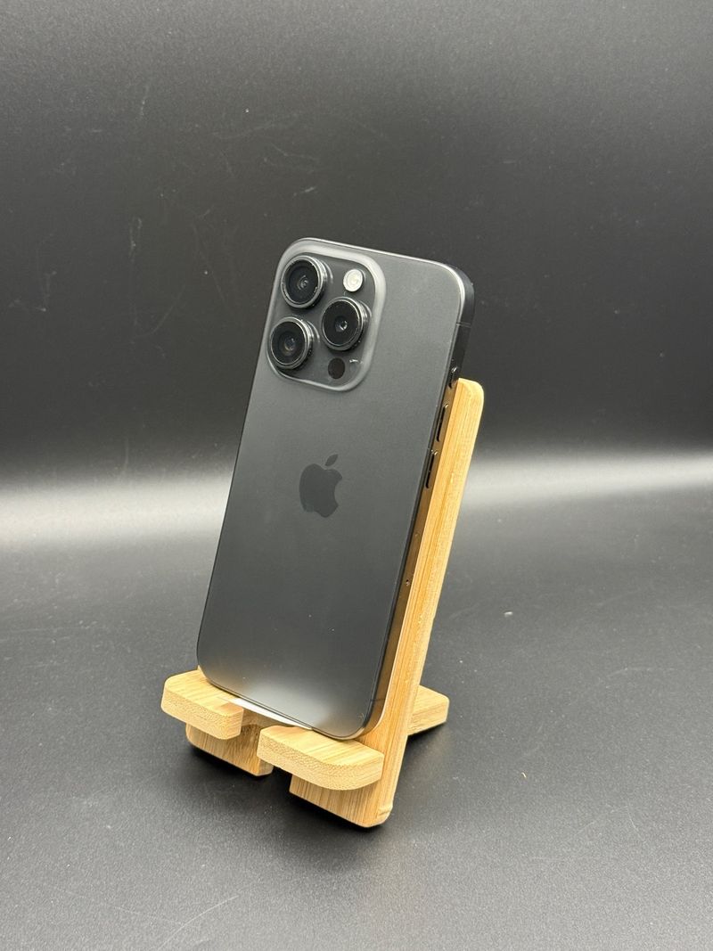 iPhone 15 pro 256gb Negro como Nuevo garantía