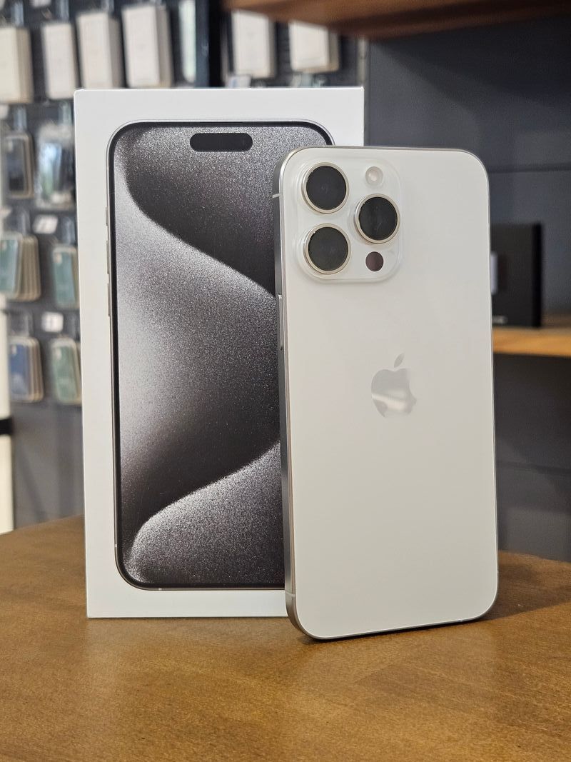 IPHONE 15 PRO MAX 512GB BLANCO BATE. 100%