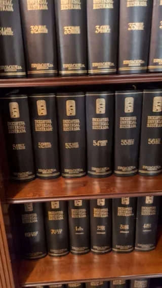 Enciclopedia completa con librería